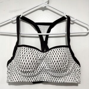 Victoria’s Secret VSX 32B Angel Sport Bra White/Black
